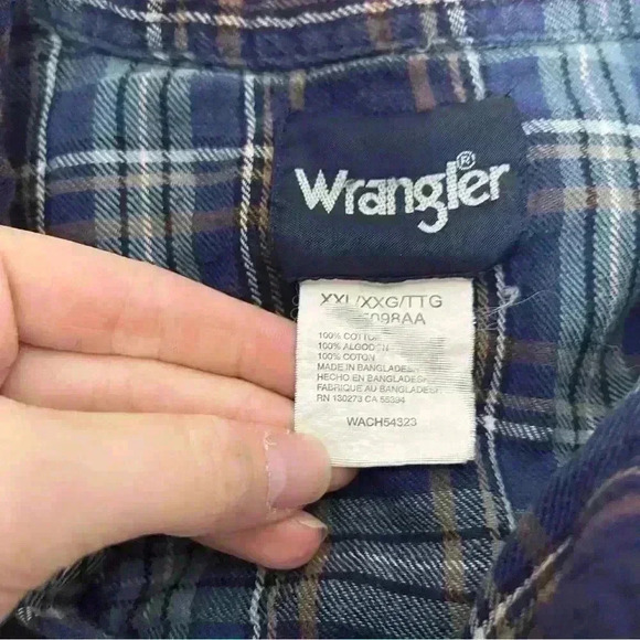2 wrangler pearlsnap flannels 2XL - Picture 6 of 6